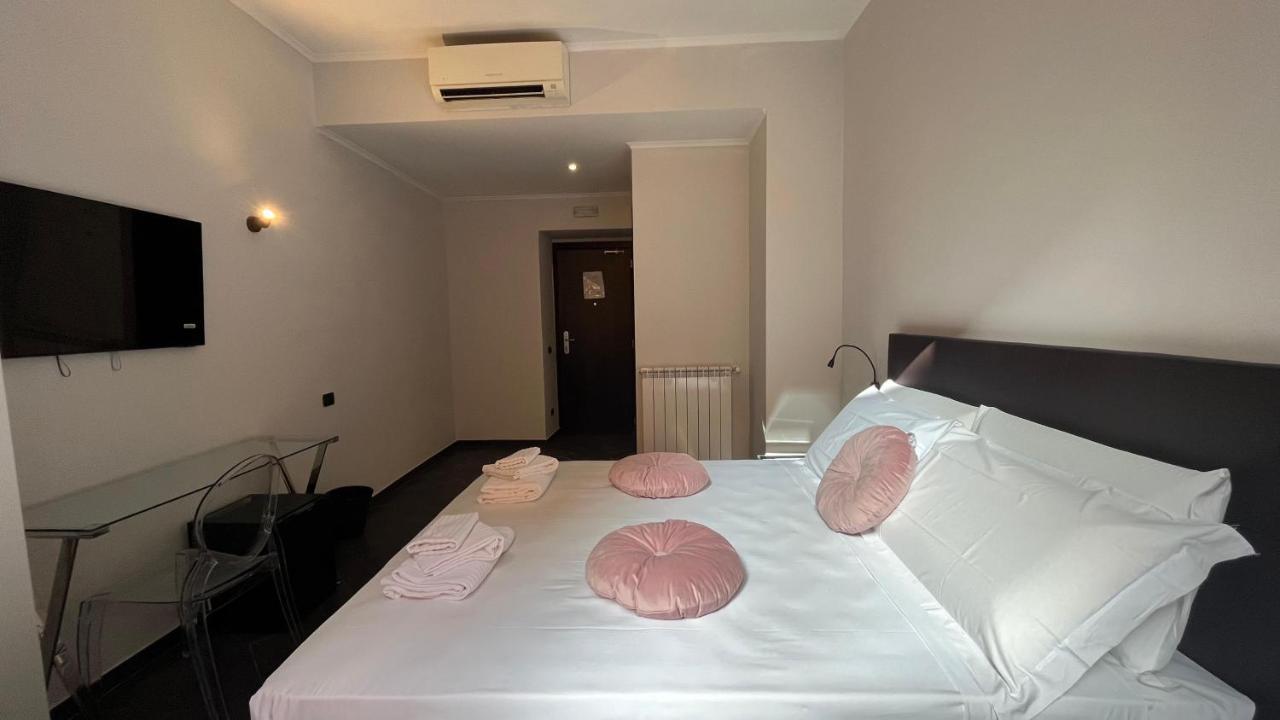 Hotell Cloud 9 Rom